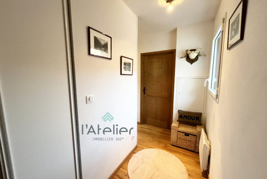 appartement-T3-saintlary-pyrenees-investissement-location-vue-montagnes-balcon-village-achat-acheter-bois-valleedaure-station-skis-spa-latelierimmo.com-15